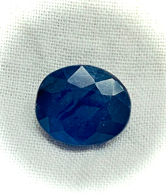 Blue sapphier (Neelam)